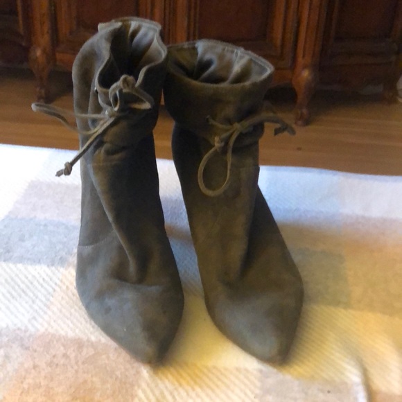 Ankle Boots - 2 Pairs - both are New w/o box size 7 - Picture 1 of 9